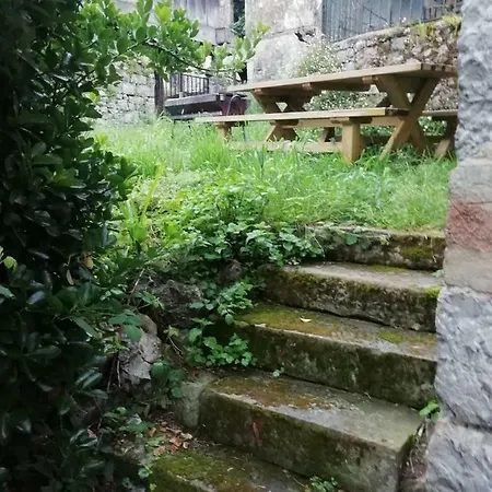 El Pedrayu Casa vacanze *